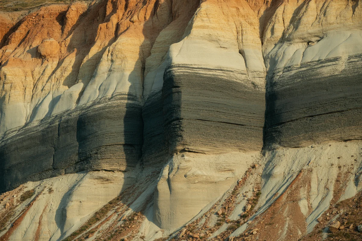 Turkish geological deposits showing ancient humic layers